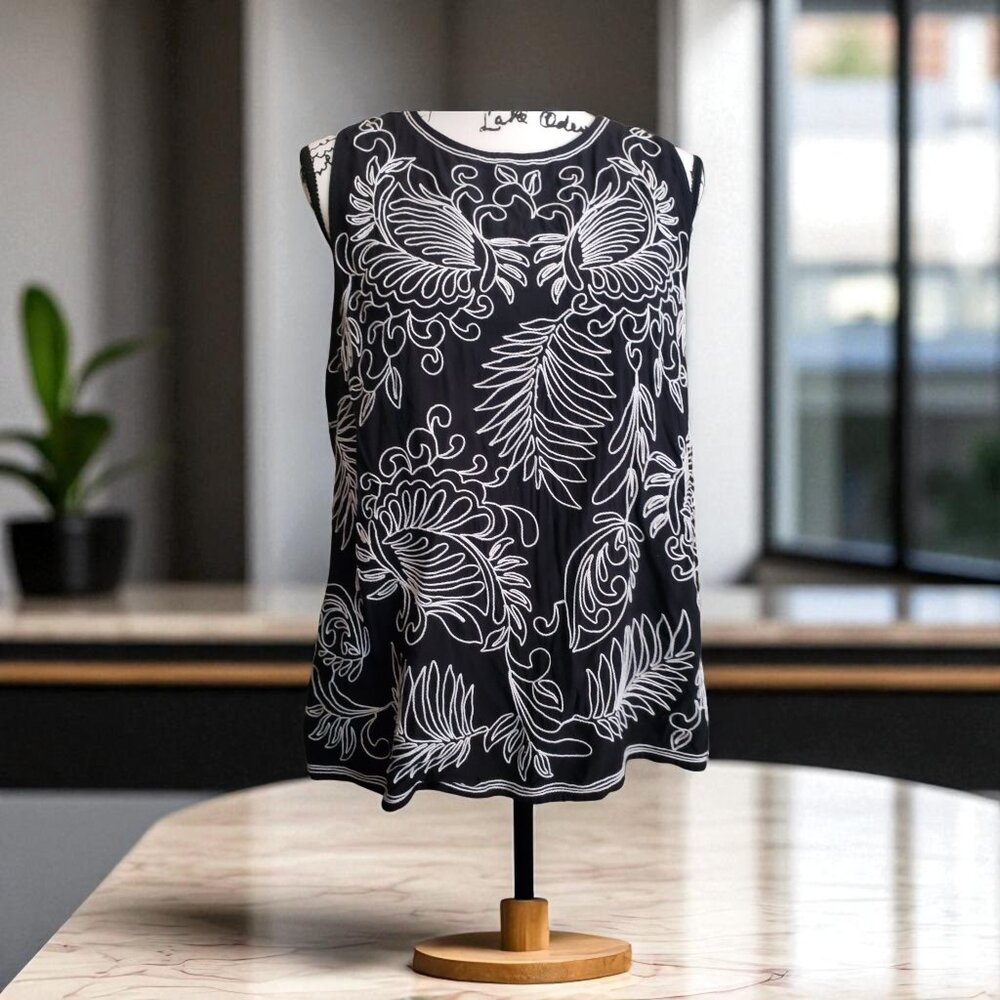 LOFT, BLACK / WHITE EMBROIDERED SLEEVELESS COTTON BLOUSE, XL